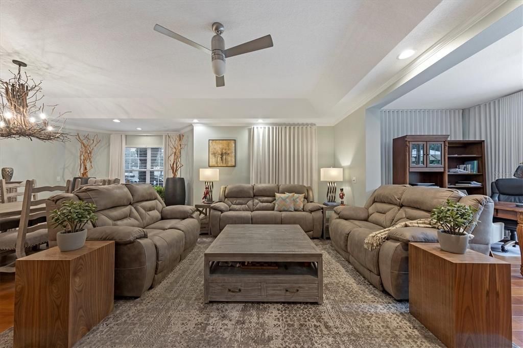 For Rent: $5,500 (3 beds, 3 baths, 1795 Square Feet)