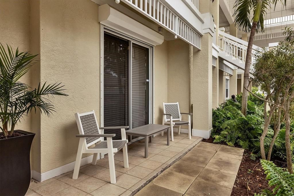 For Rent: $5,500 (3 beds, 3 baths, 1795 Square Feet)