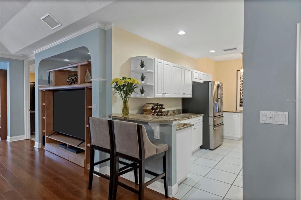 For Rent: $5,500 (3 beds, 3 baths, 1795 Square Feet)