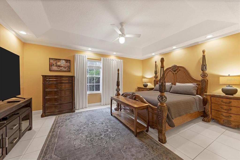 For Rent: $5,500 (3 beds, 3 baths, 1795 Square Feet)