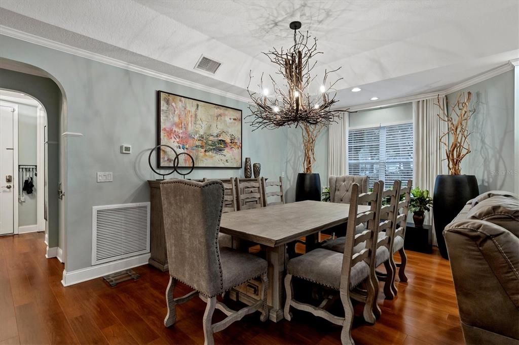 For Rent: $5,500 (3 beds, 3 baths, 1795 Square Feet)