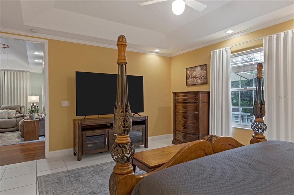 For Rent: $5,500 (3 beds, 3 baths, 1795 Square Feet)