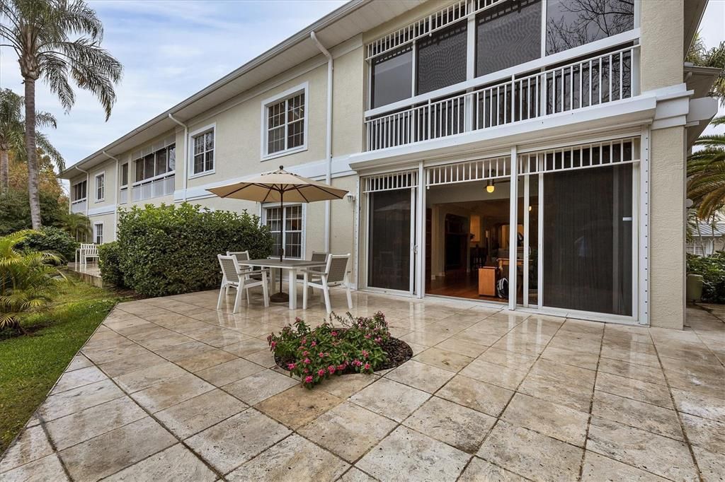 For Rent: $5,500 (3 beds, 3 baths, 1795 Square Feet)