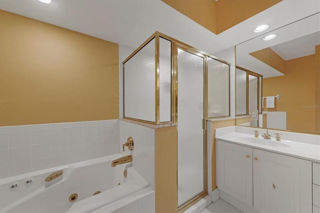 For Rent: $5,500 (3 beds, 3 baths, 1795 Square Feet)