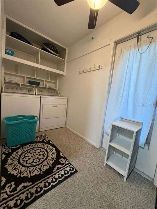 出租: $1,800 (2 贝兹, 2 浴室, 840 平方英尺)