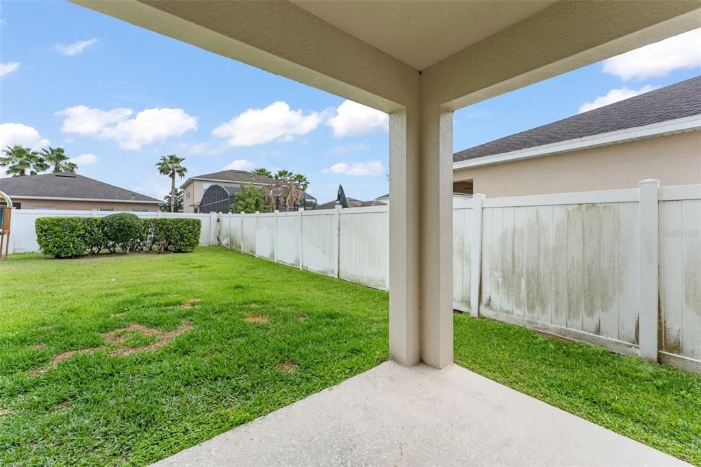 En Venta: $565,000 (5 camas, 2 baños, 3021 Pies cuadrados)