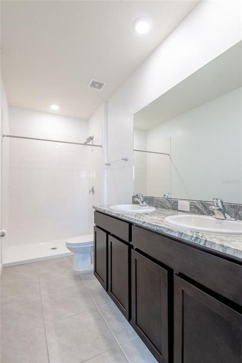For Rent: $1,995 (3 beds, 2 baths, 1673 Square Feet)