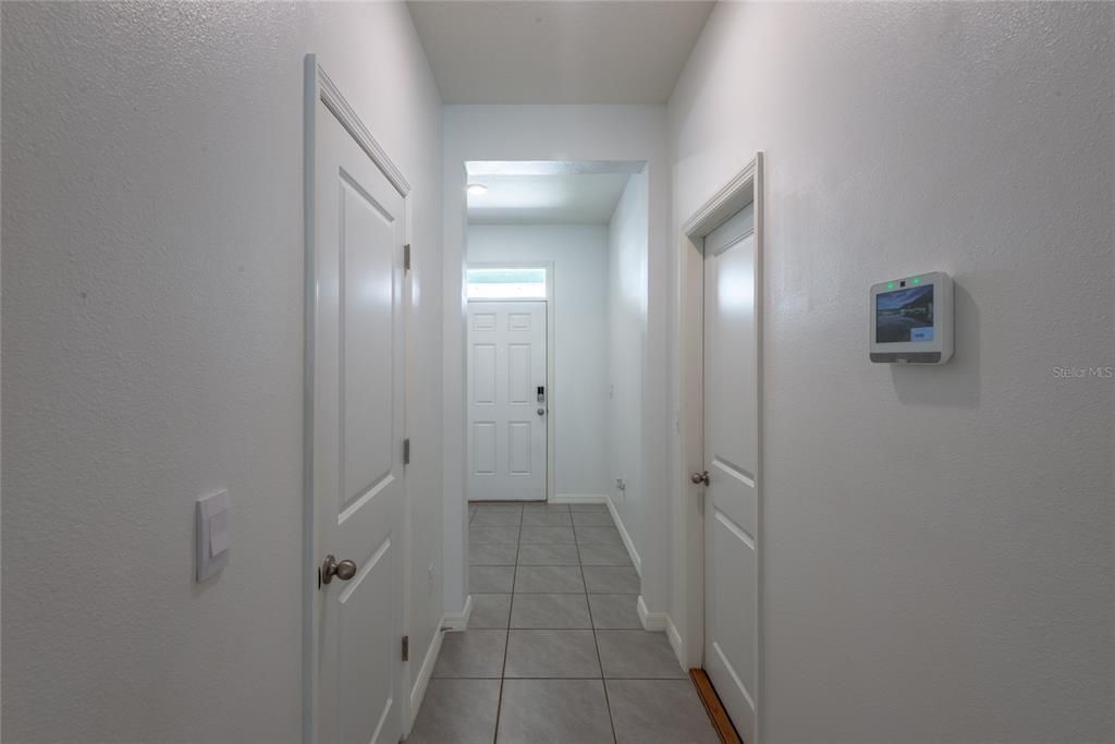 For Rent: $1,995 (3 beds, 2 baths, 1673 Square Feet)