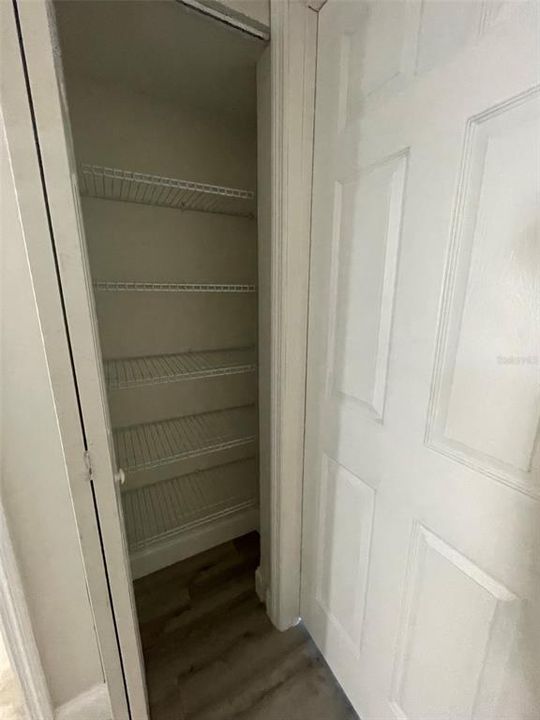 В аренду: $1,900 (2 спален, 2 ванн, 915 Квадратных фут)