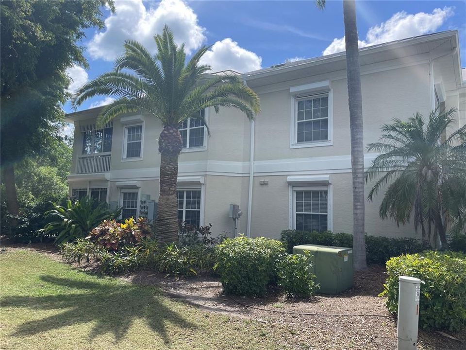 For Rent: $6,500 (3 beds, 3 baths, 1795 Square Feet)