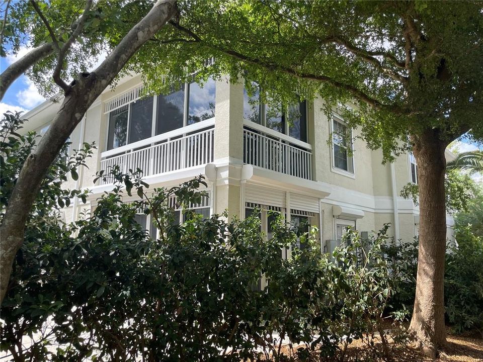 For Rent: $6,500 (3 beds, 3 baths, 1795 Square Feet)