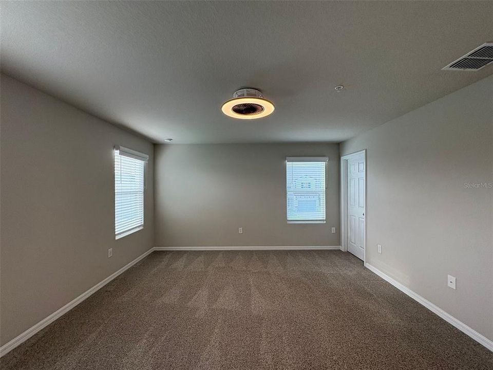 For Rent: $2,350 (3 beds, 2 baths, 1795 Square Feet)