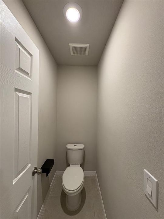 For Rent: $2,350 (3 beds, 2 baths, 1795 Square Feet)