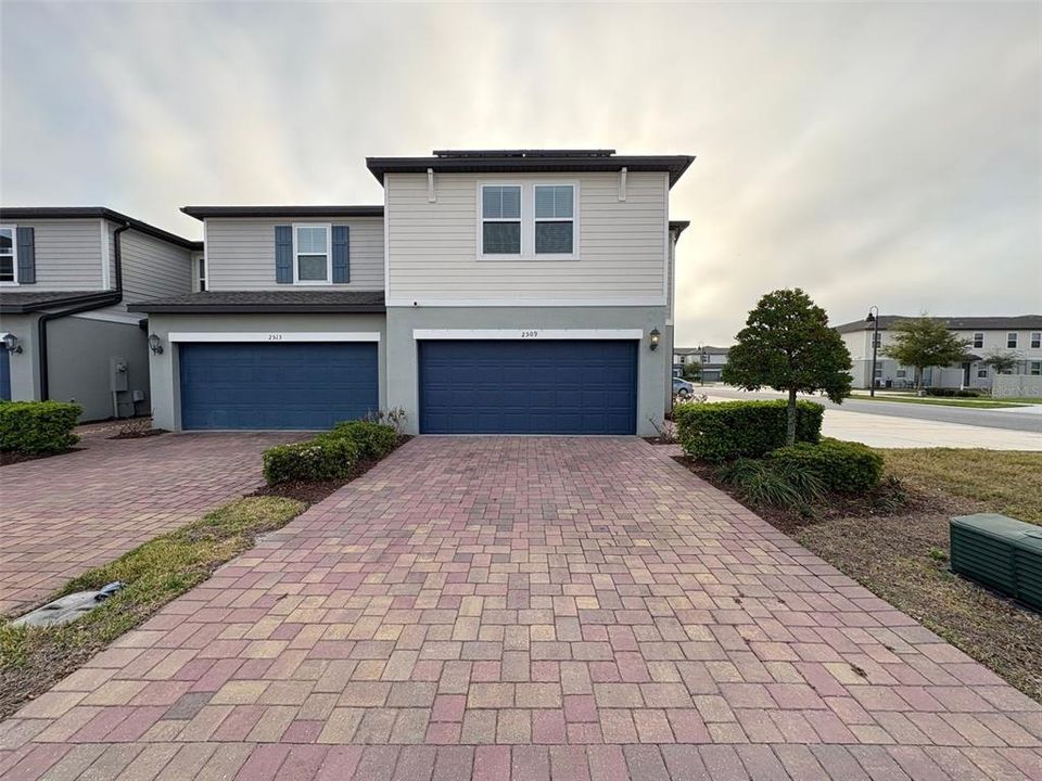 For Rent: $2,350 (3 beds, 2 baths, 1795 Square Feet)