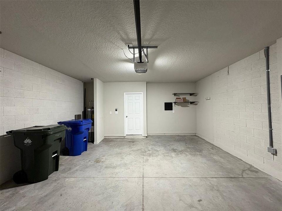 For Rent: $2,350 (3 beds, 2 baths, 1795 Square Feet)