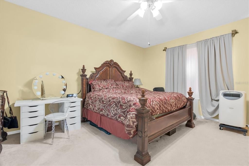 For Sale: $595,000 (4 beds, 2 baths, 2269 Square Feet)