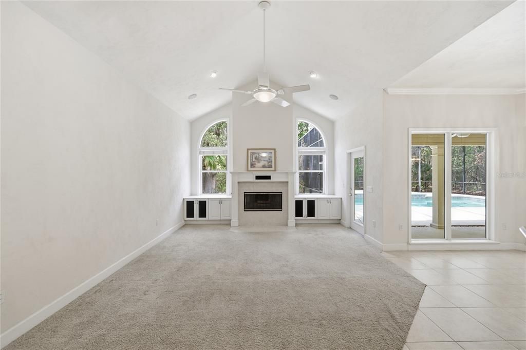 На продажу: $879,000 (5 спален, 4 ванн, 3479 Квадратных фут)