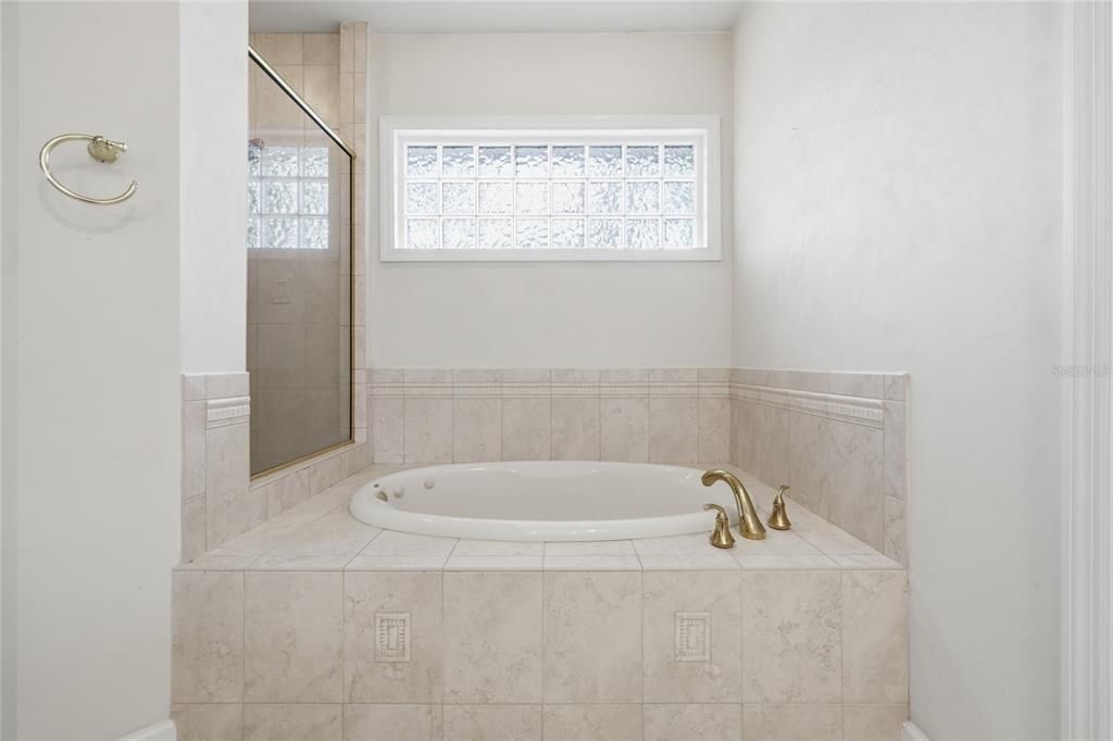 На продажу: $879,000 (5 спален, 4 ванн, 3479 Квадратных фут)