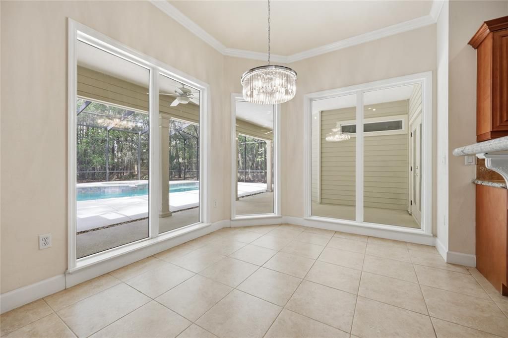 На продажу: $879,000 (5 спален, 4 ванн, 3479 Квадратных фут)