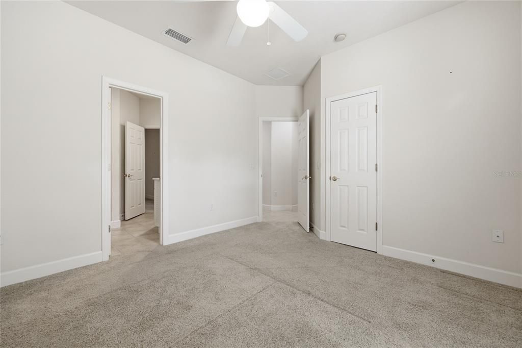 На продажу: $879,000 (5 спален, 4 ванн, 3479 Квадратных фут)