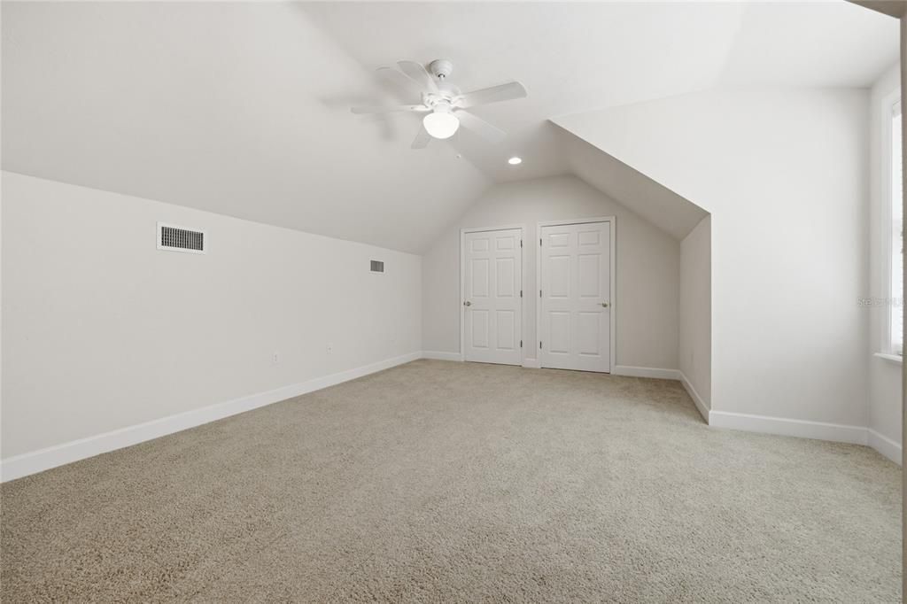 На продажу: $879,000 (5 спален, 4 ванн, 3479 Квадратных фут)