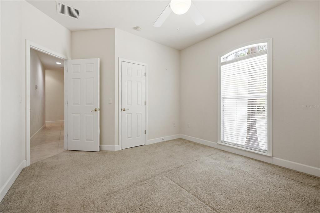 На продажу: $879,000 (5 спален, 4 ванн, 3479 Квадратных фут)