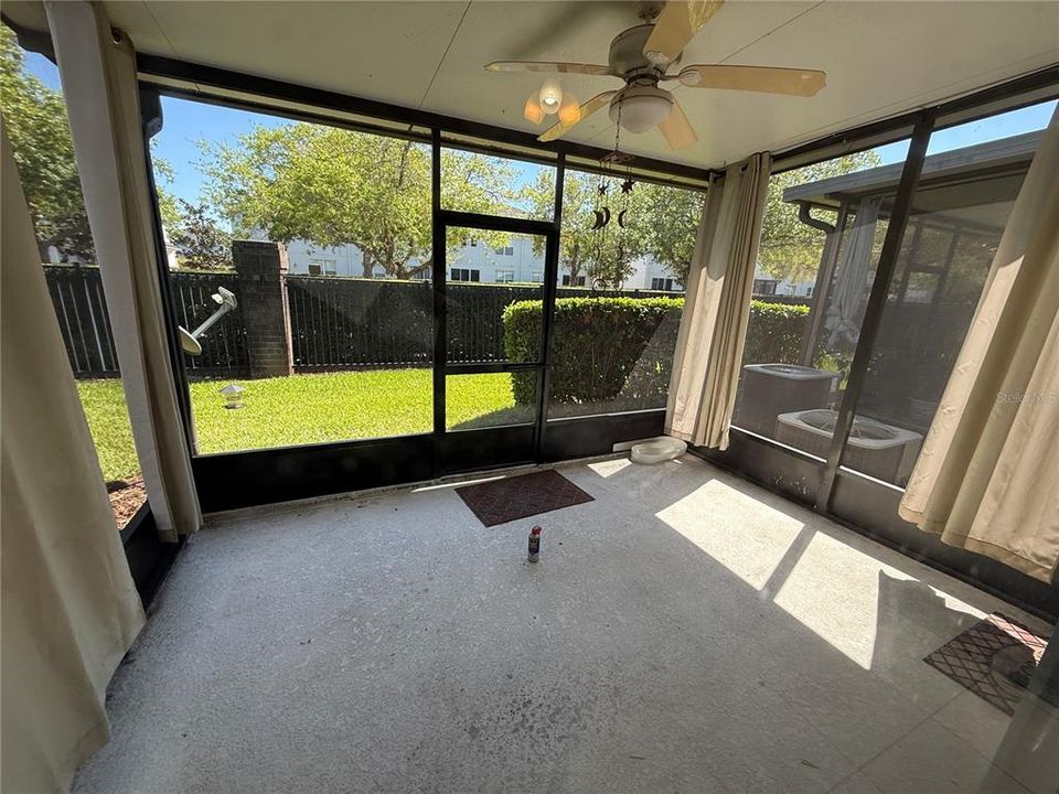 Active With Contract: $2,400 (3 beds, 2 baths, 1608 Square Feet)