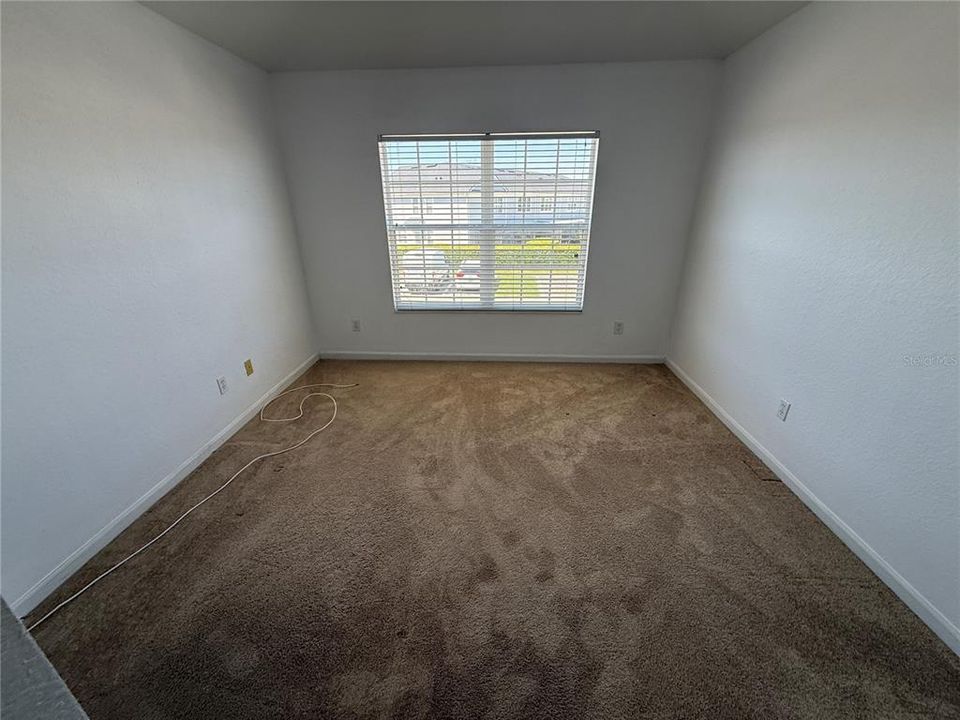 Active With Contract: $2,400 (3 beds, 2 baths, 1608 Square Feet)