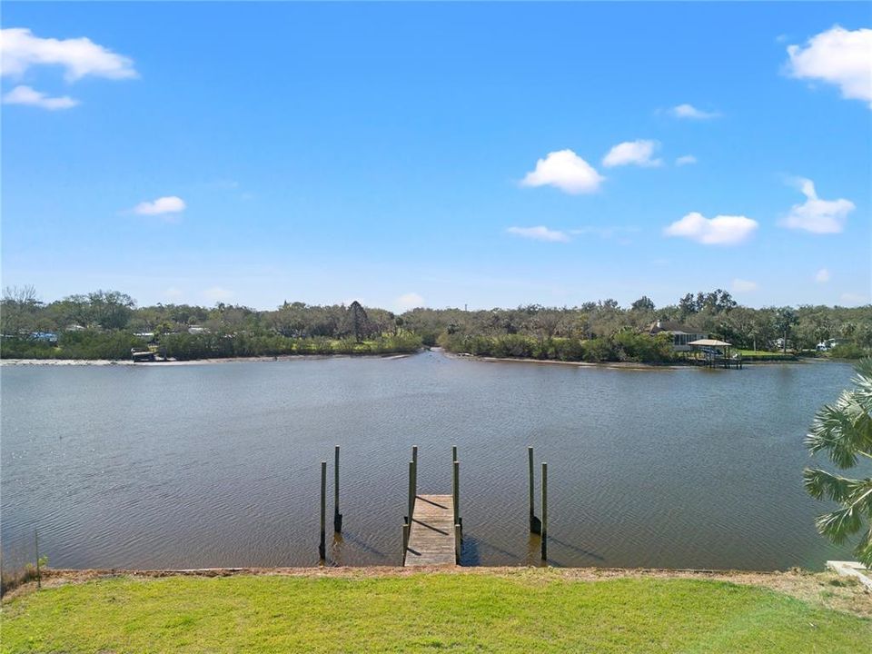 En Venta: $994,000 (4 camas, 3 baños, 2670 Pies cuadrados)