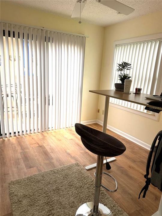 En Venta: $259,000 (2 camas, 2 baños, 1051 Pies cuadrados)