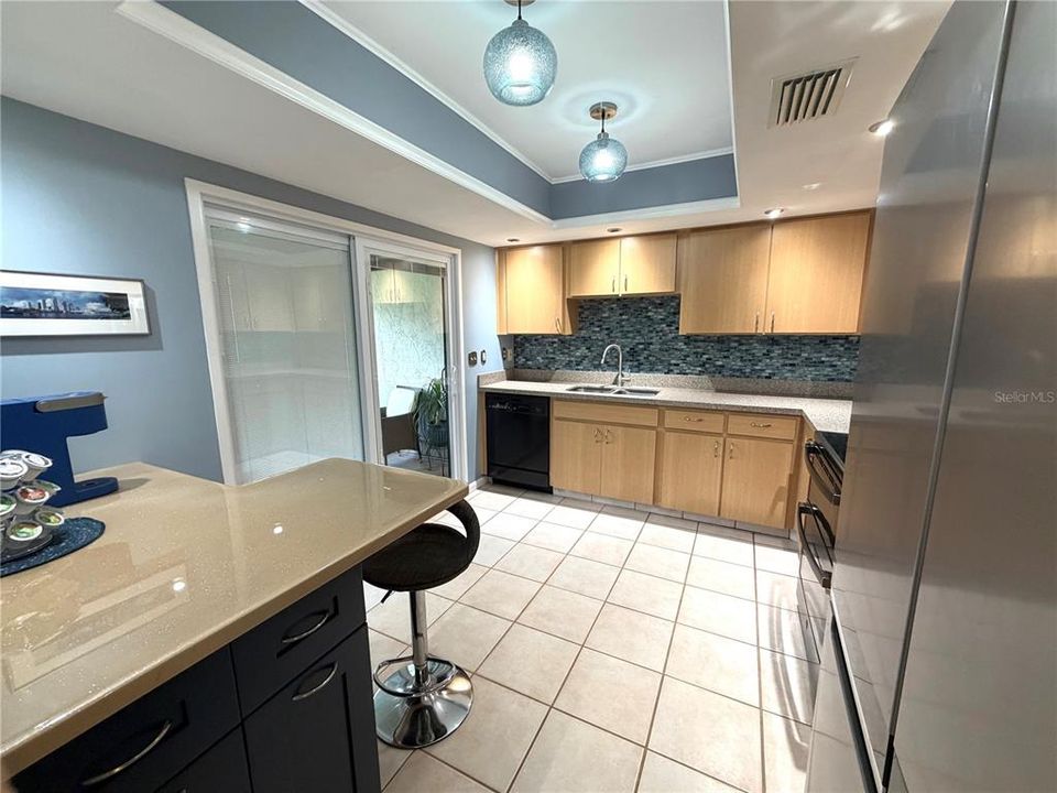 En Venta: $259,000 (2 camas, 2 baños, 1051 Pies cuadrados)