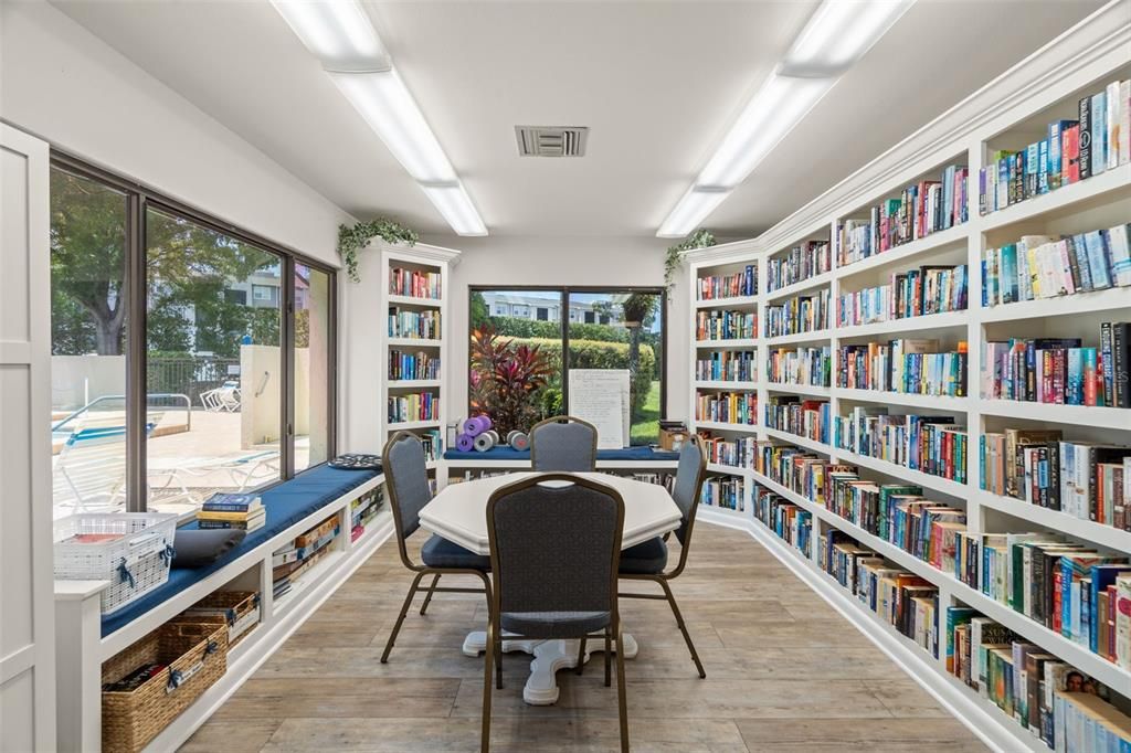 En Venta: $259,000 (2 camas, 2 baños, 1051 Pies cuadrados)