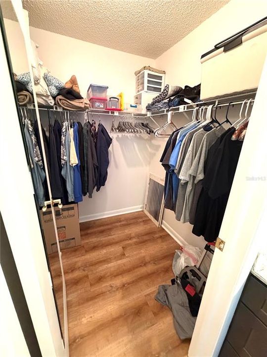 En Venta: $259,000 (2 camas, 2 baños, 1051 Pies cuadrados)