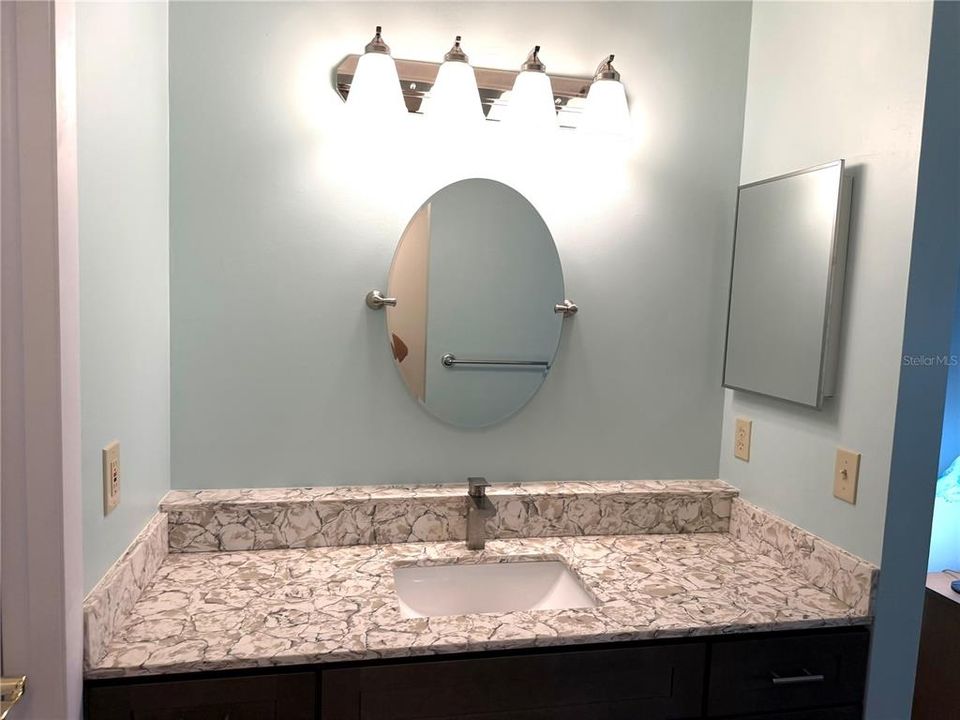 En Venta: $259,000 (2 camas, 2 baños, 1051 Pies cuadrados)