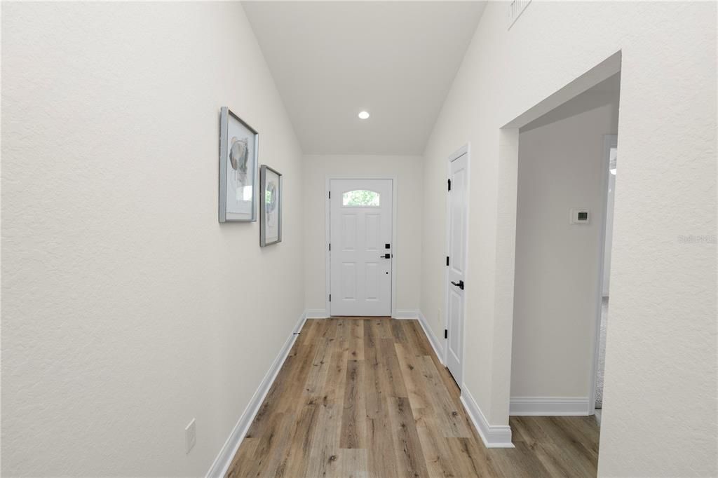 На продажу: $309,950 (3 спален, 2 ванн, 1455 Квадратных фут)