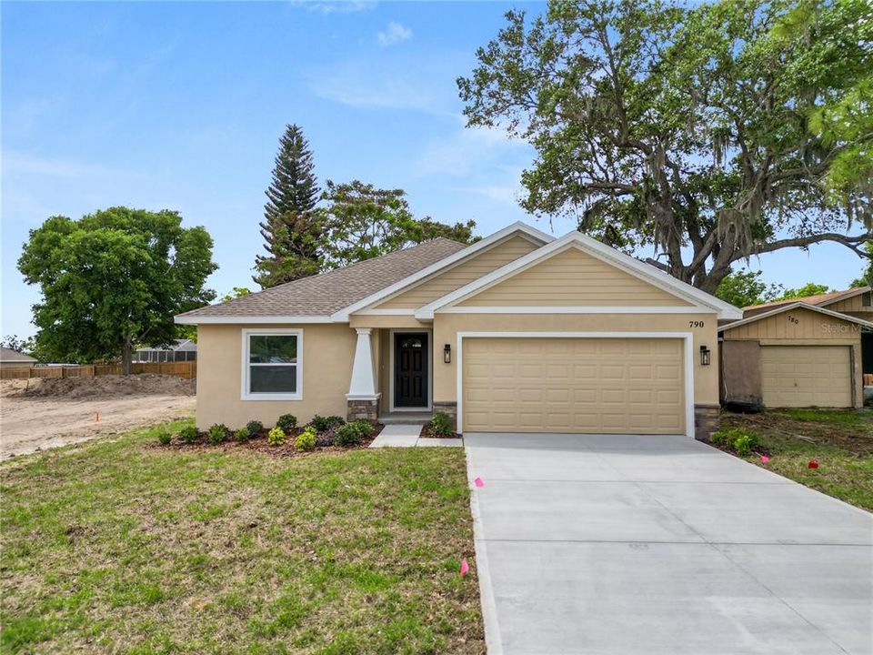 На продажу: $309,950 (3 спален, 2 ванн, 1455 Квадратных фут)