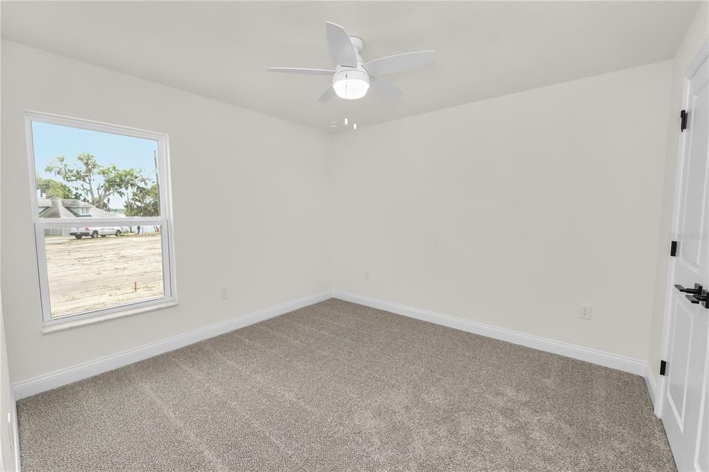 На продажу: $309,950 (3 спален, 2 ванн, 1455 Квадратных фут)