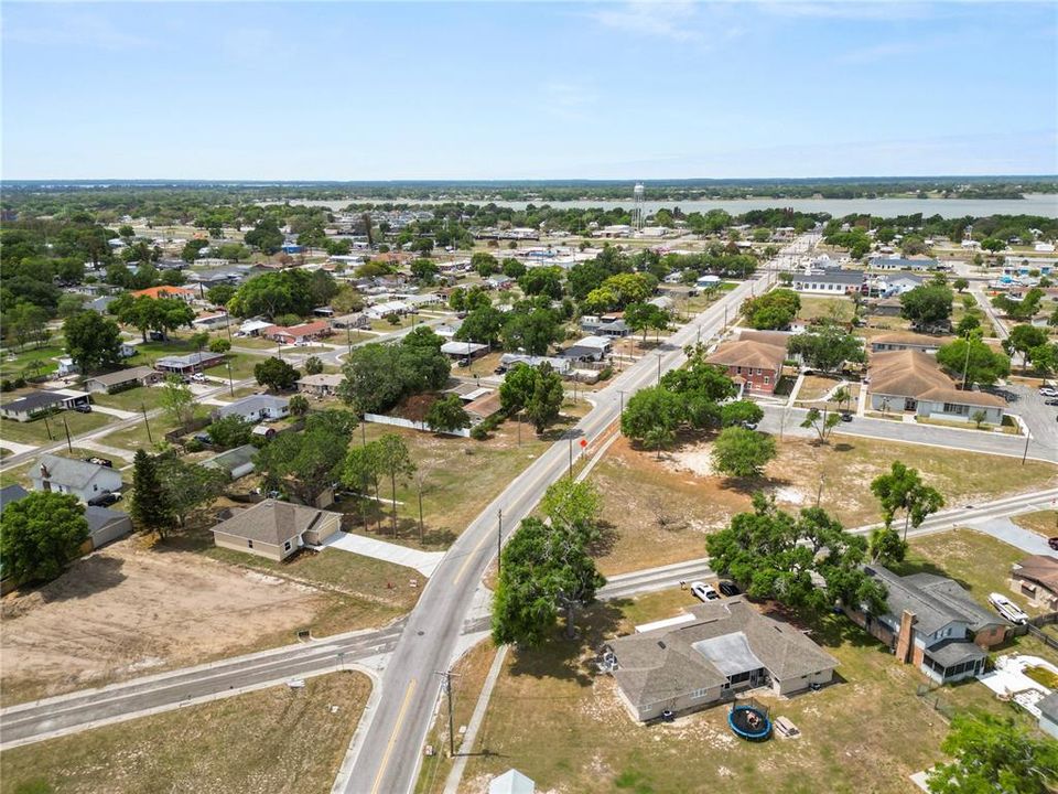 На продажу: $309,950 (3 спален, 2 ванн, 1455 Квадратных фут)