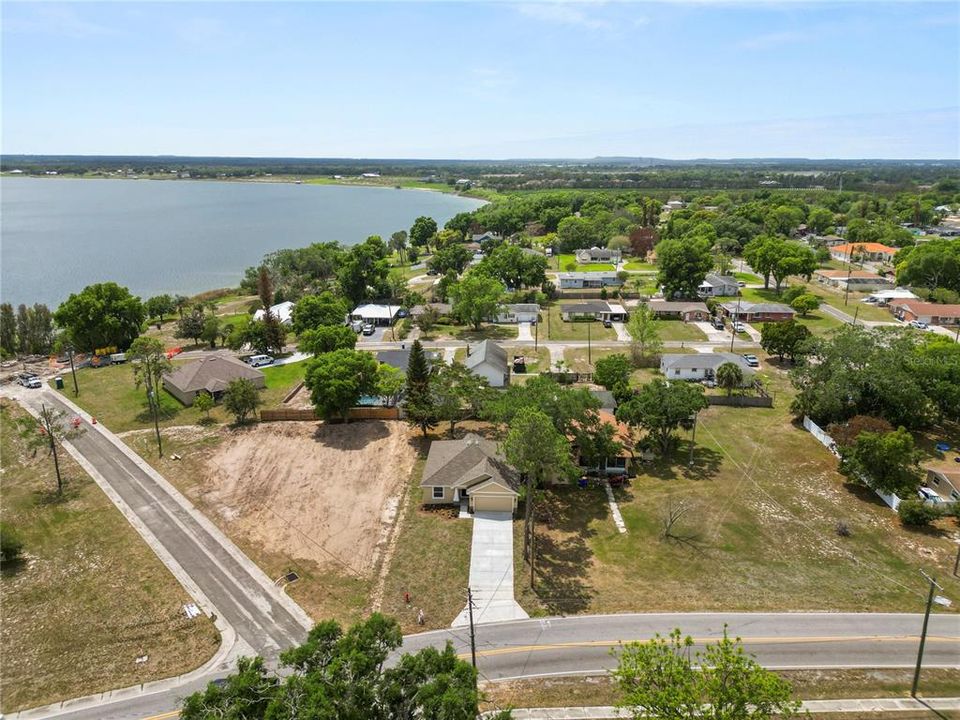 На продажу: $309,950 (3 спален, 2 ванн, 1455 Квадратных фут)