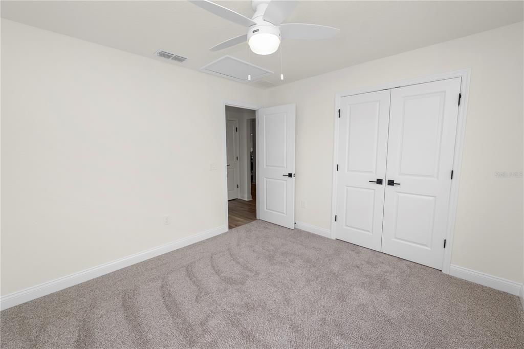 На продажу: $309,950 (3 спален, 2 ванн, 1455 Квадратных фут)