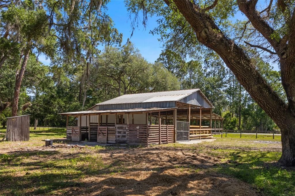 For Sale: $599,900 (2 beds, 2 baths, 1152 Square Feet)