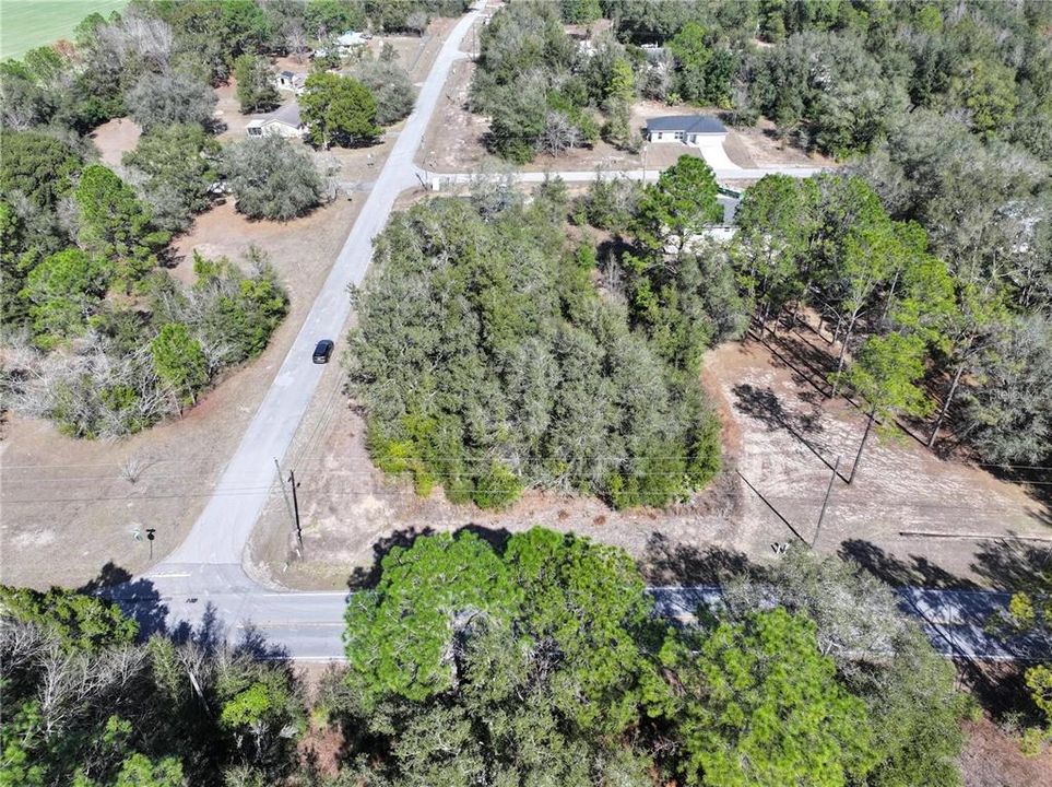 На продажу: $14,000 (0.24 acres)