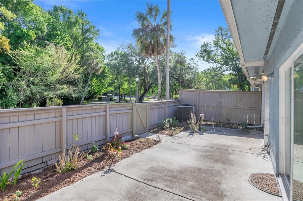 For Sale: $313,700 (4 beds, 2 baths, 1878 Square Feet)