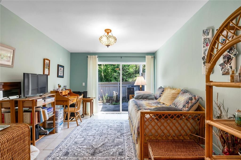 For Sale: $313,700 (4 beds, 2 baths, 1878 Square Feet)
