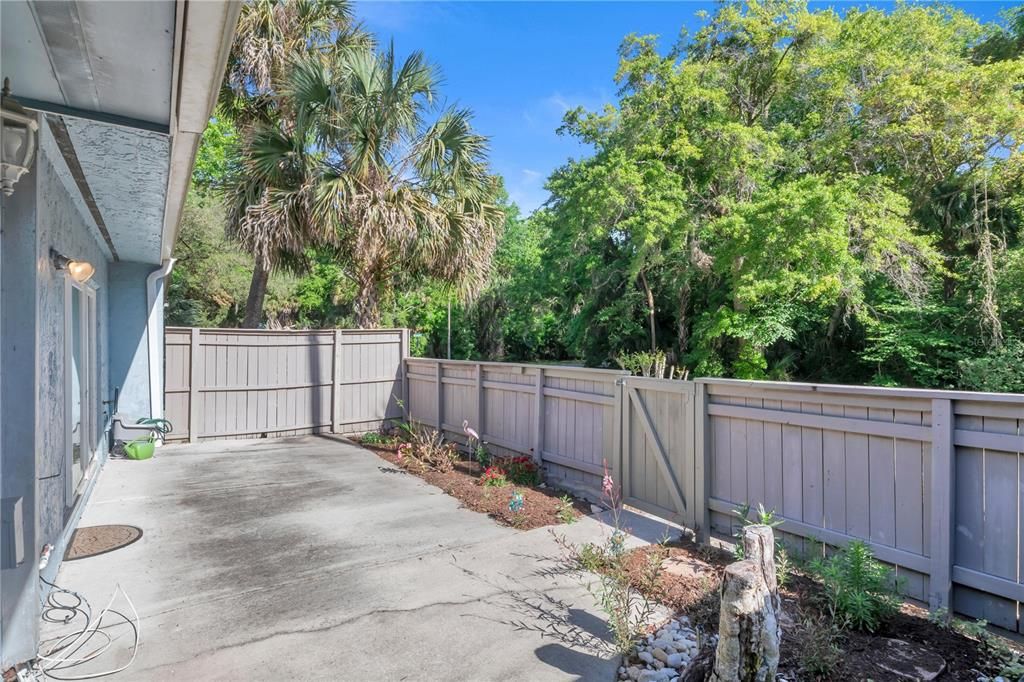 For Sale: $313,700 (4 beds, 2 baths, 1878 Square Feet)