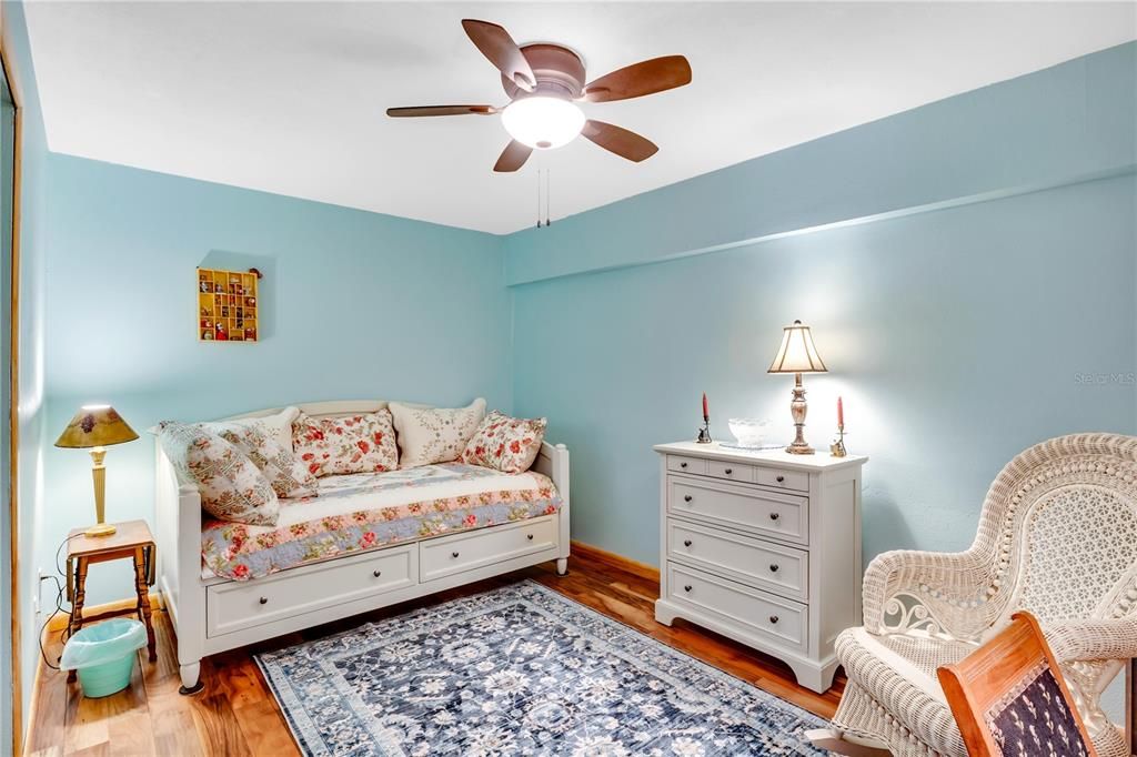 For Sale: $313,700 (4 beds, 2 baths, 1878 Square Feet)