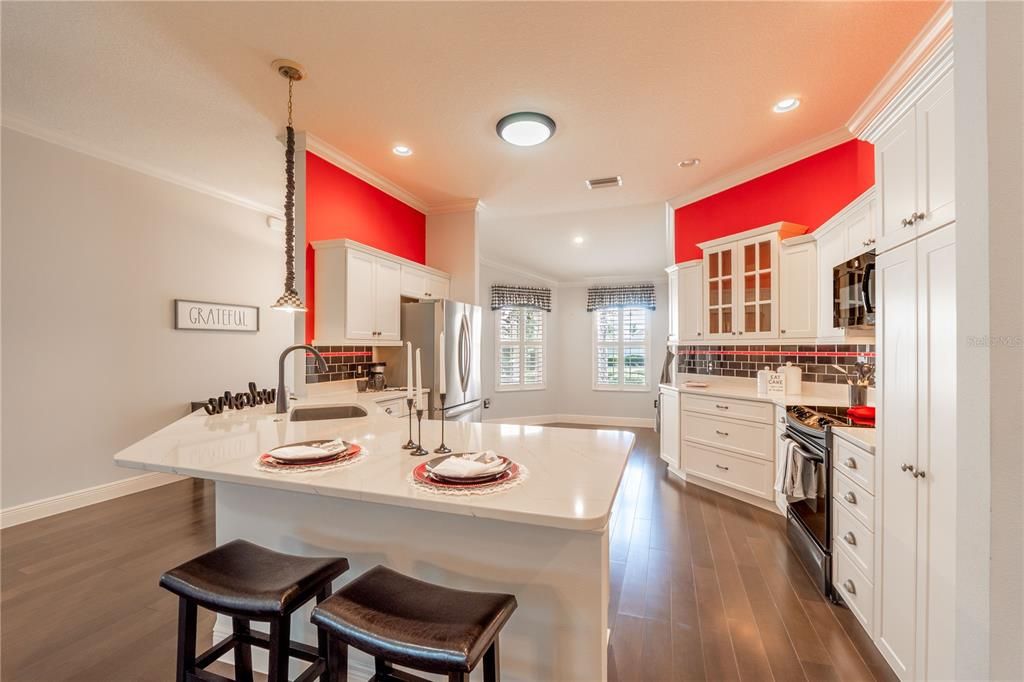 For Sale: $655,000 (3 beds, 2 baths, 2318 Square Feet)