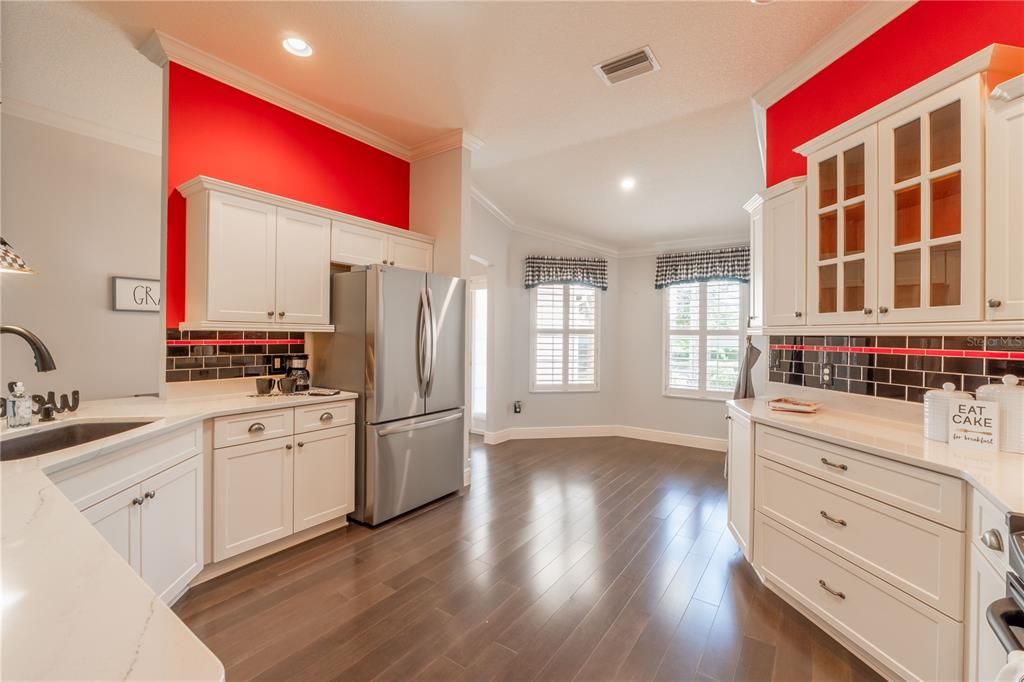 For Sale: $655,000 (3 beds, 2 baths, 2318 Square Feet)