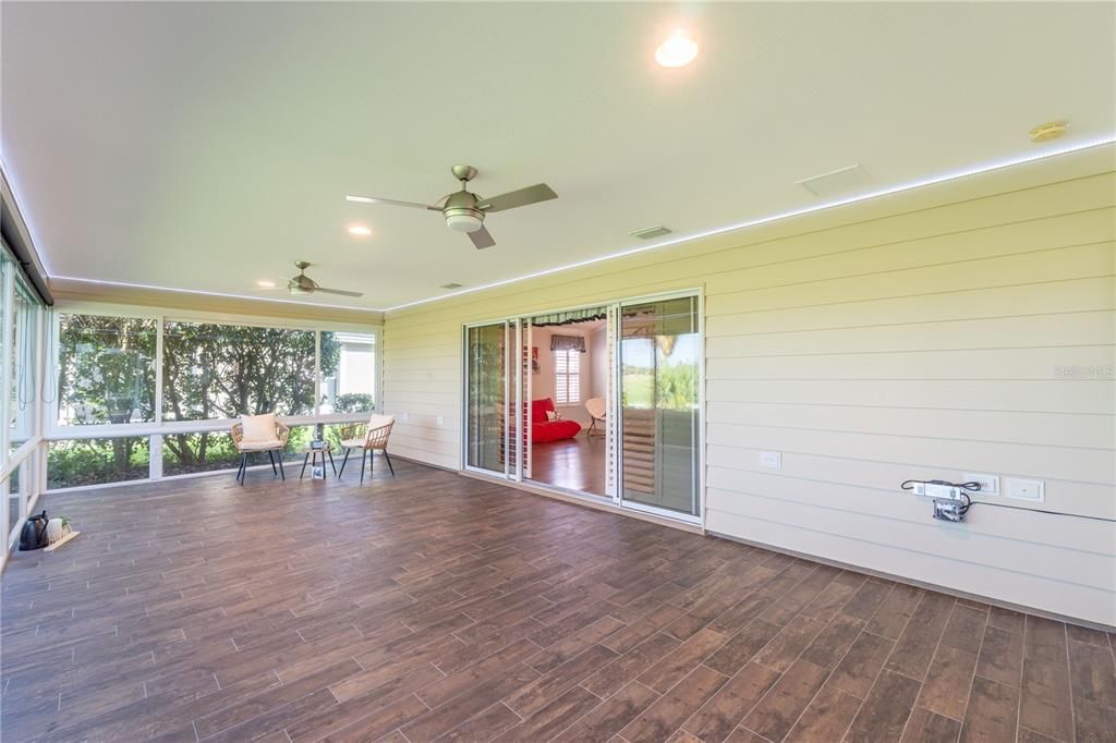For Sale: $655,000 (3 beds, 2 baths, 2318 Square Feet)