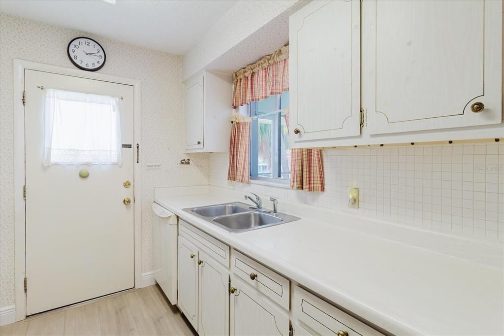 En Venta: $112,000 (2 camas, 1 baños, 870 Pies cuadrados)